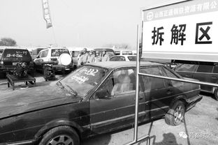 亳州男子為躲酒駕檢查竟將車開進(jìn)交警大隊(duì)，交警笑稱“省事了”